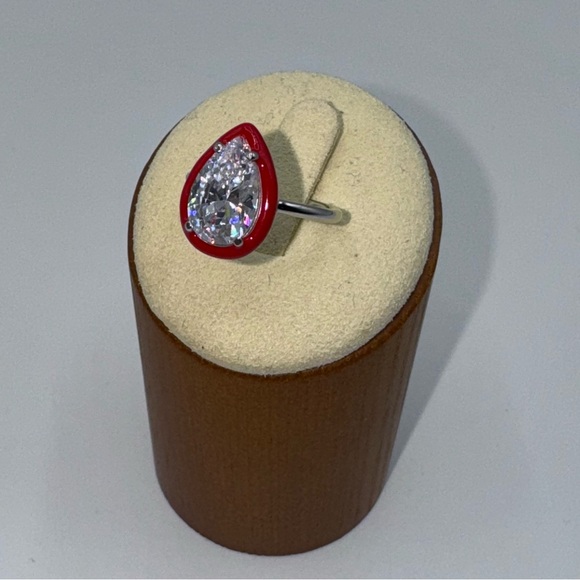 18k 2ct Enamel Pear Cut Ring - Picture 9 of 11
